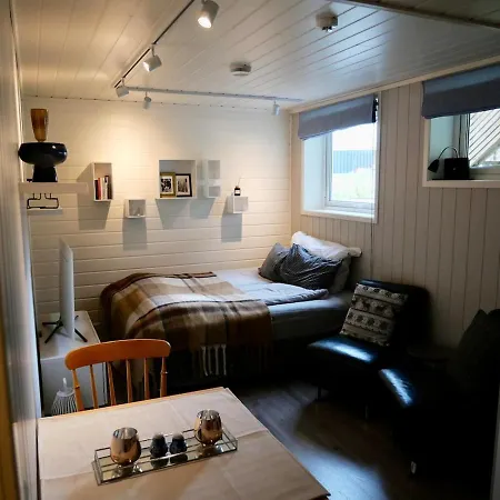 Διαμέρισμα Cozy With Free Parking Τρόμσο